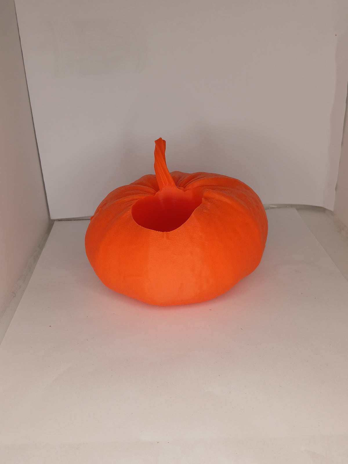 Pumpkin style controller stand