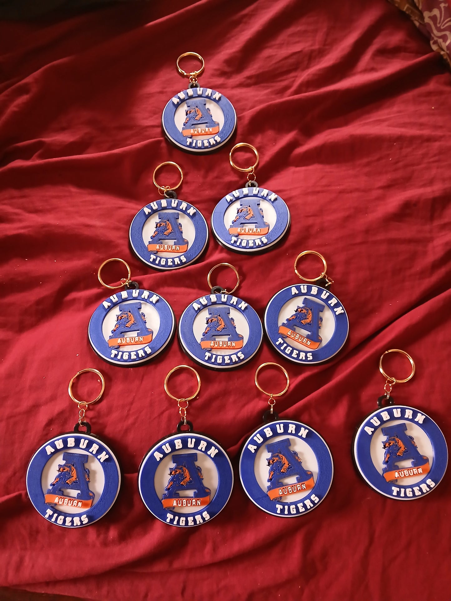 Single sided keychain medallion with keyring (fully customizable)