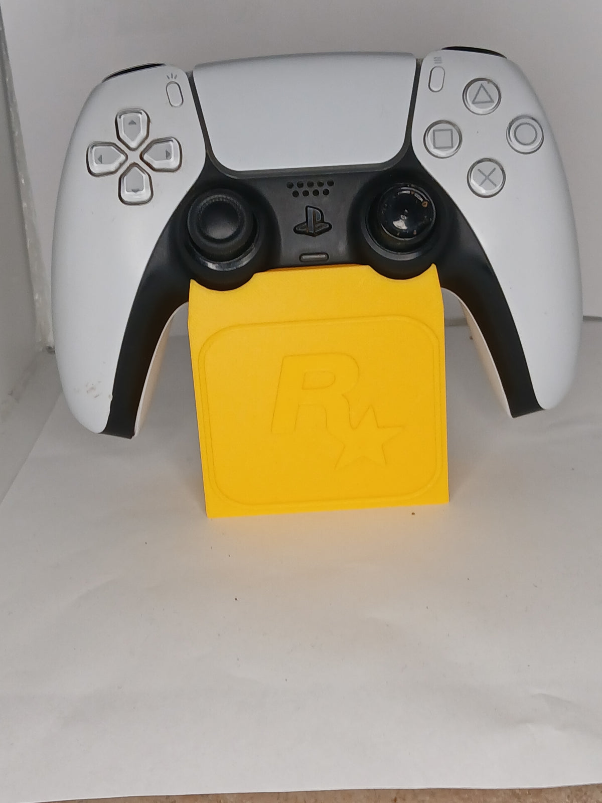 Rockstar controller stand for PS4 & PS5