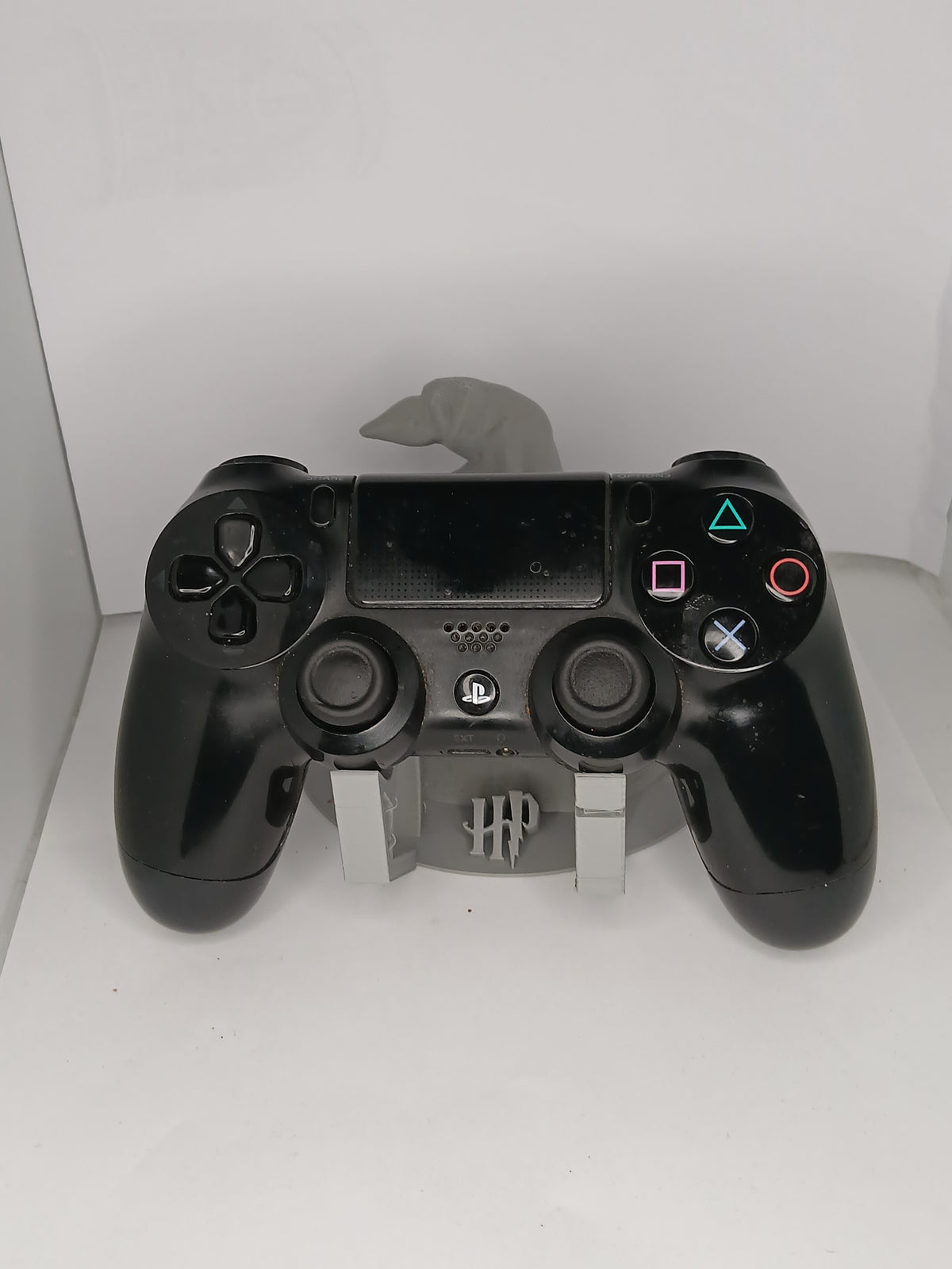 Harry Potter sorting hat universal controller stand