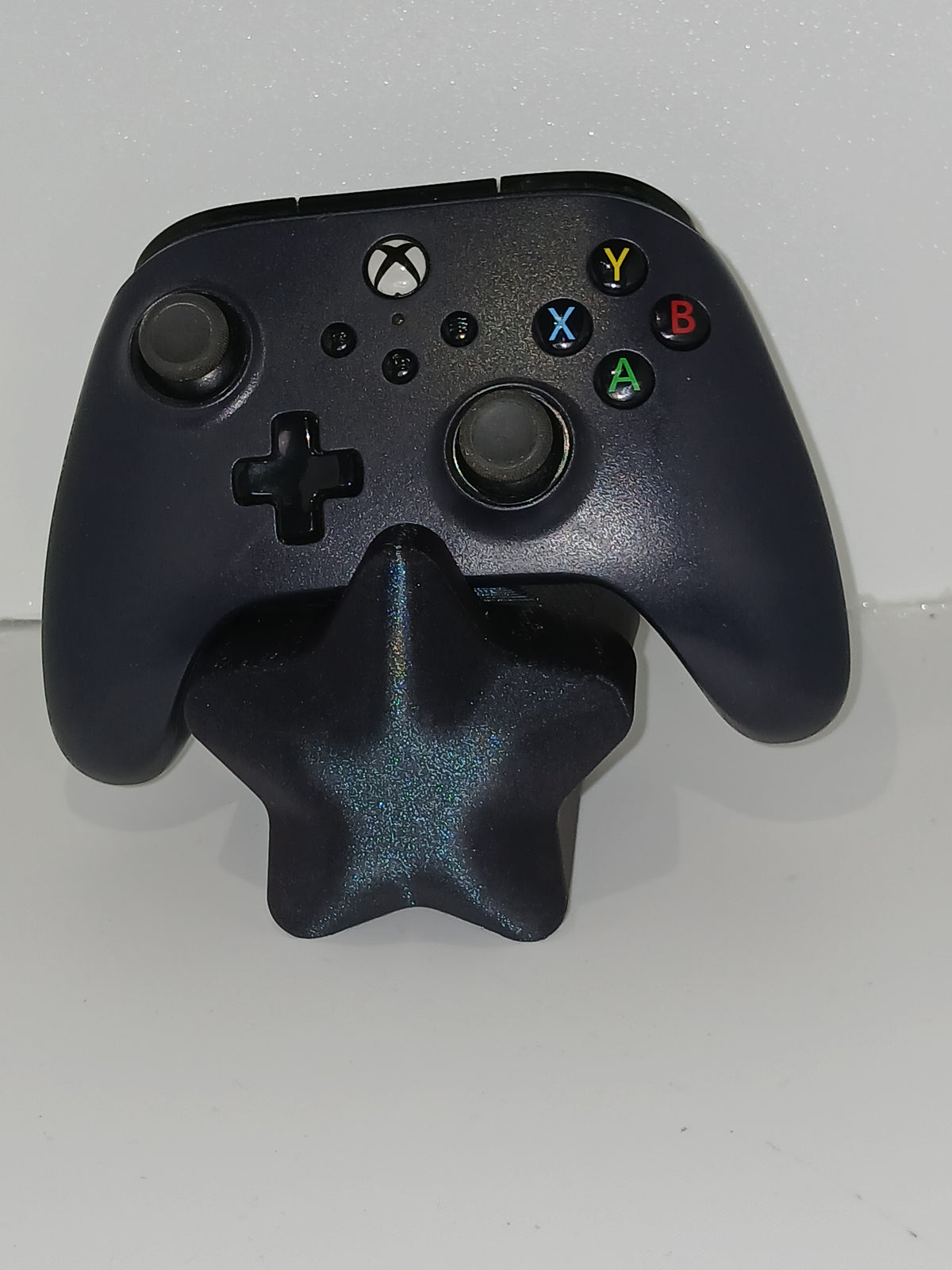 Star style controller stand