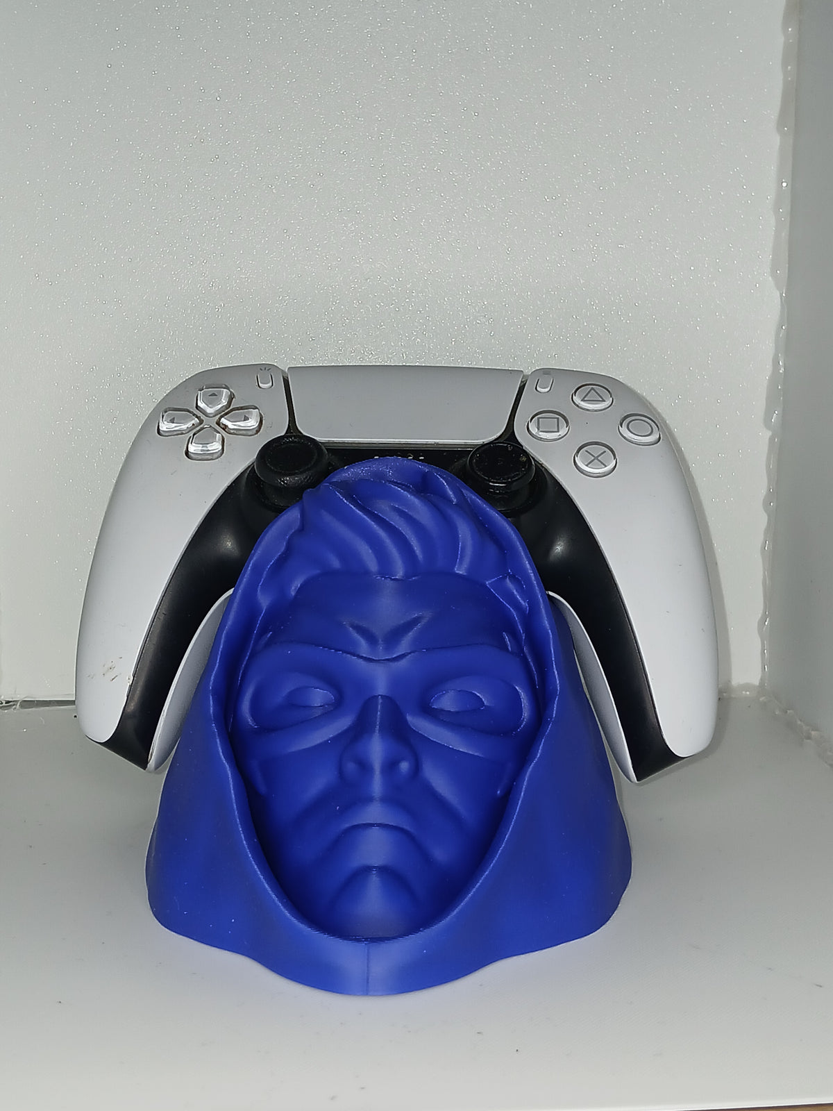 Robin style PS5 controller stand from the dark city collection