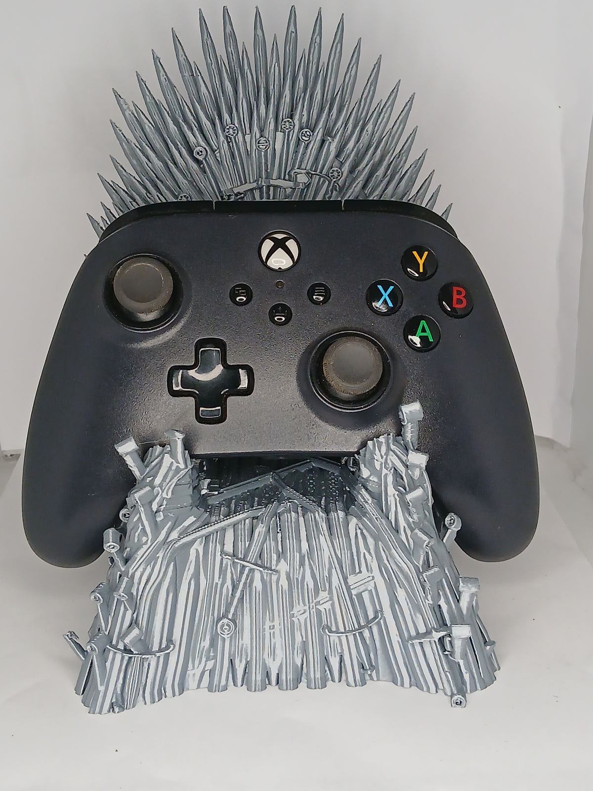 Iron sword Throne style 9 inch universal controller  stand