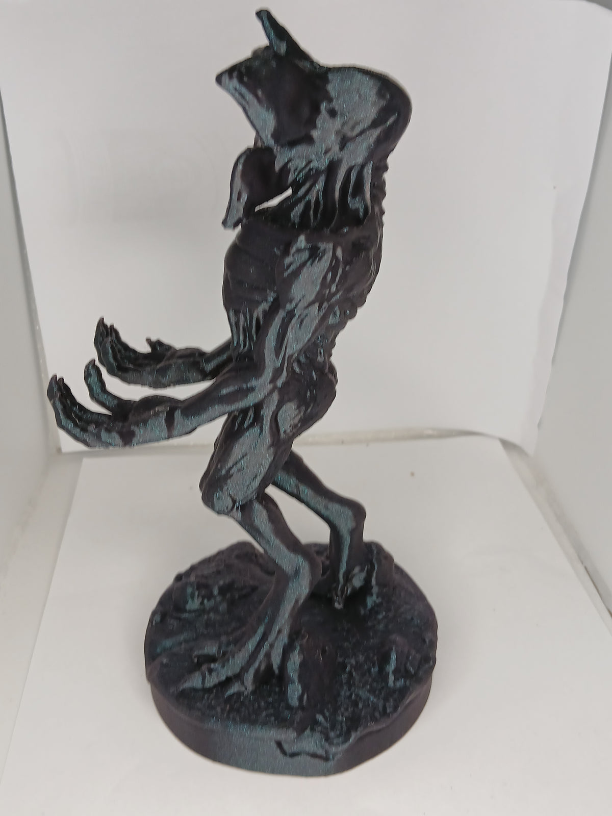 Demogorgon style universal controller stand