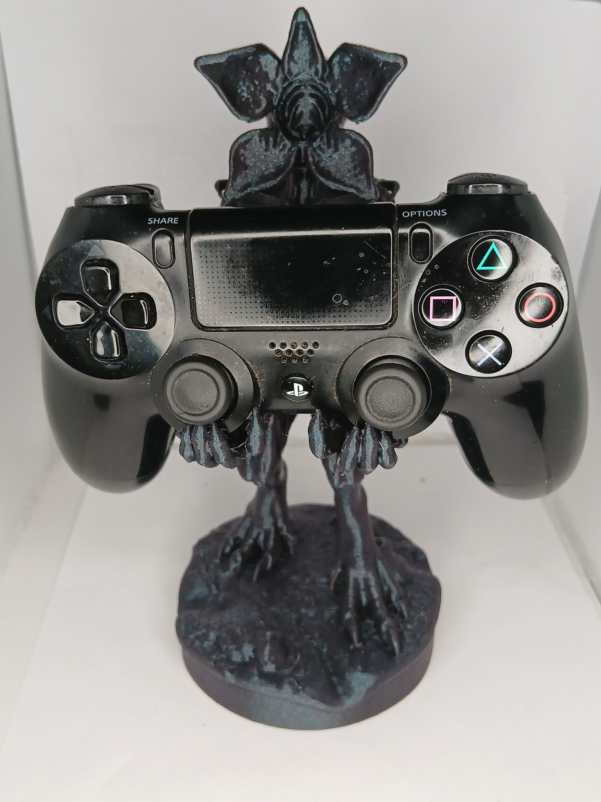 Demogorgon style universal controller stand