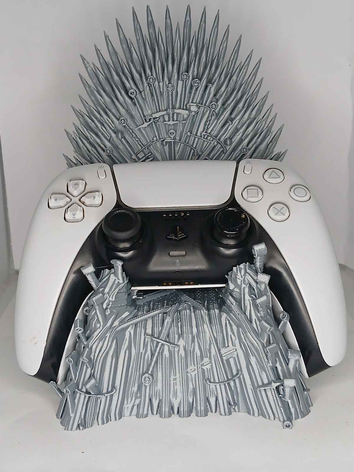 Iron sword Throne style 9 inch universal controller  stand