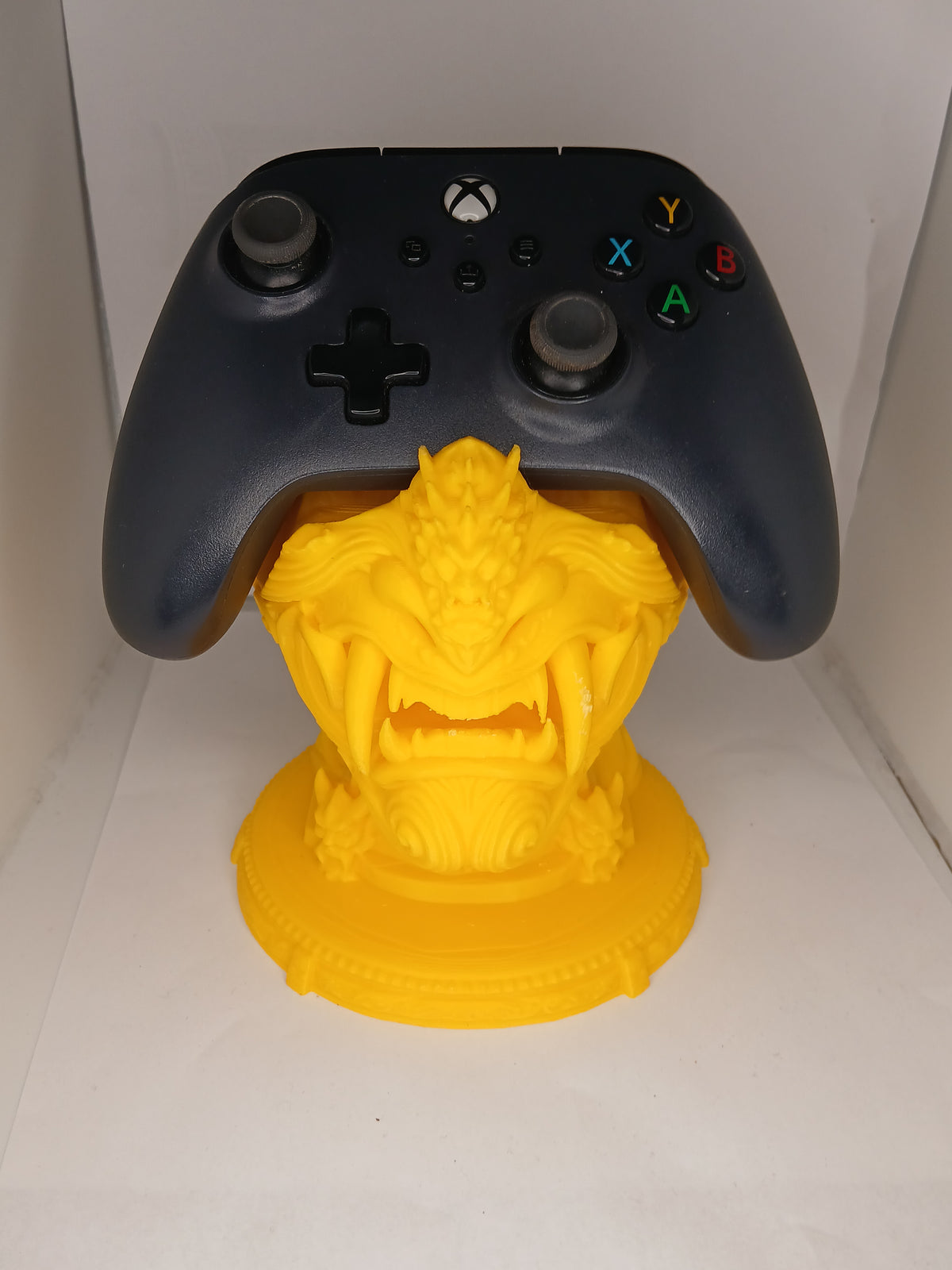 Samurai mask controller stand for  PS5