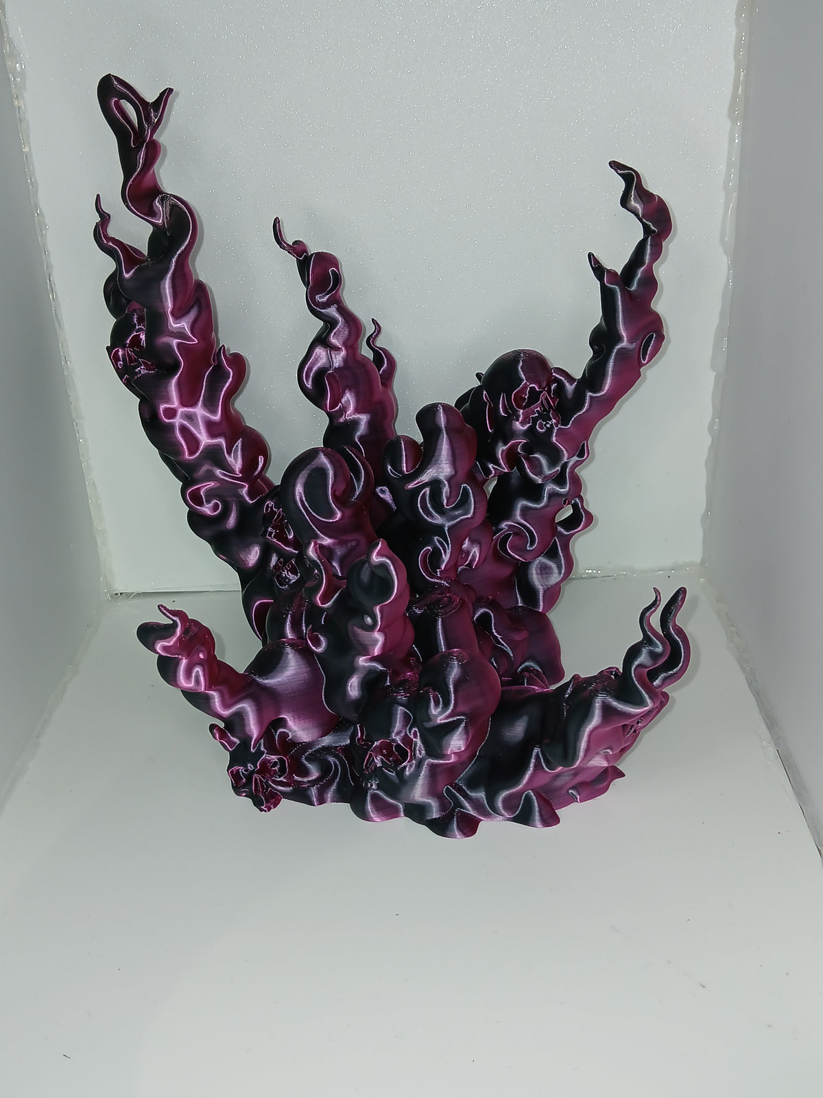 Spooky style universal controller stand
