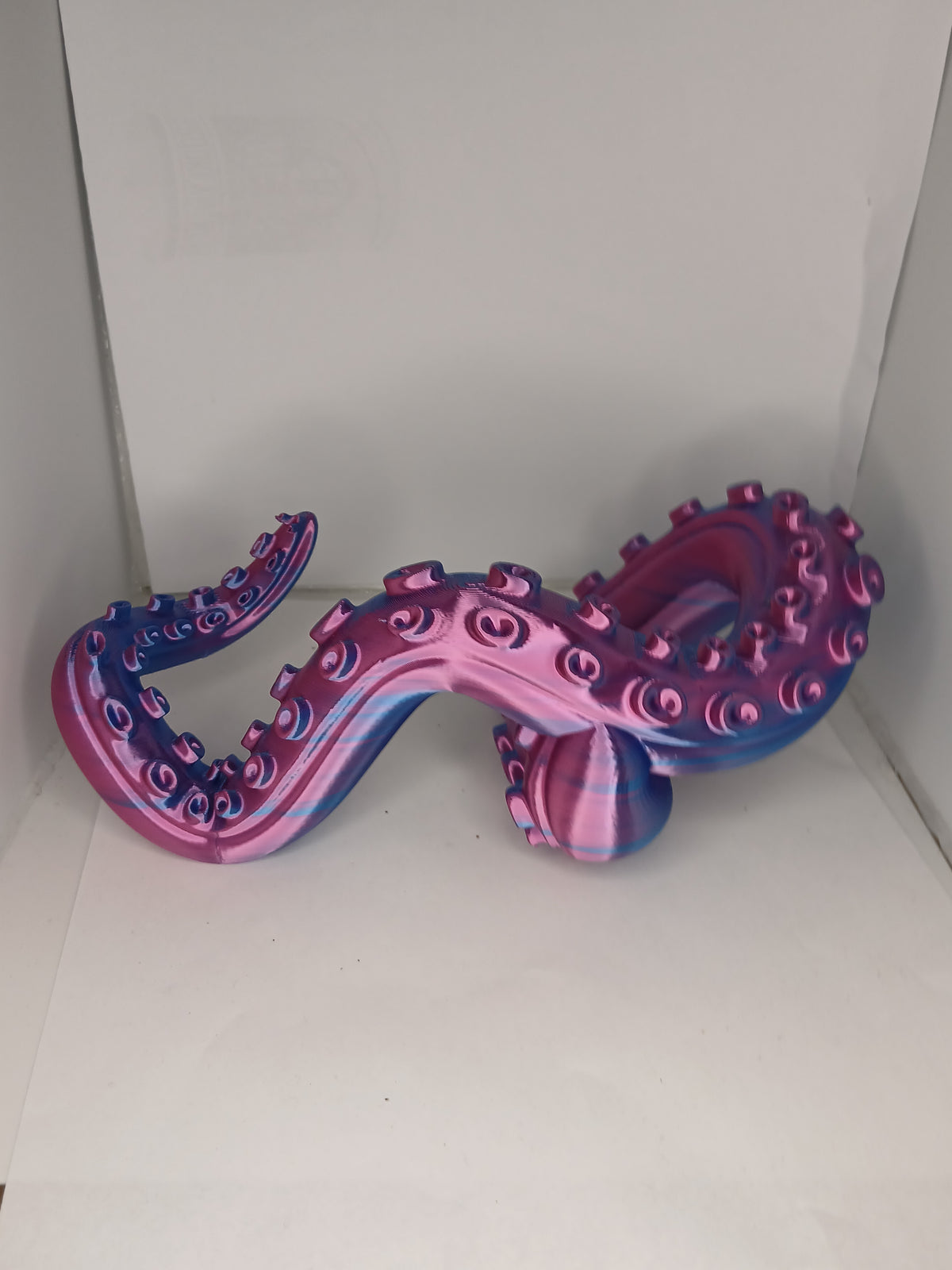 Tenticle style universal controller stand