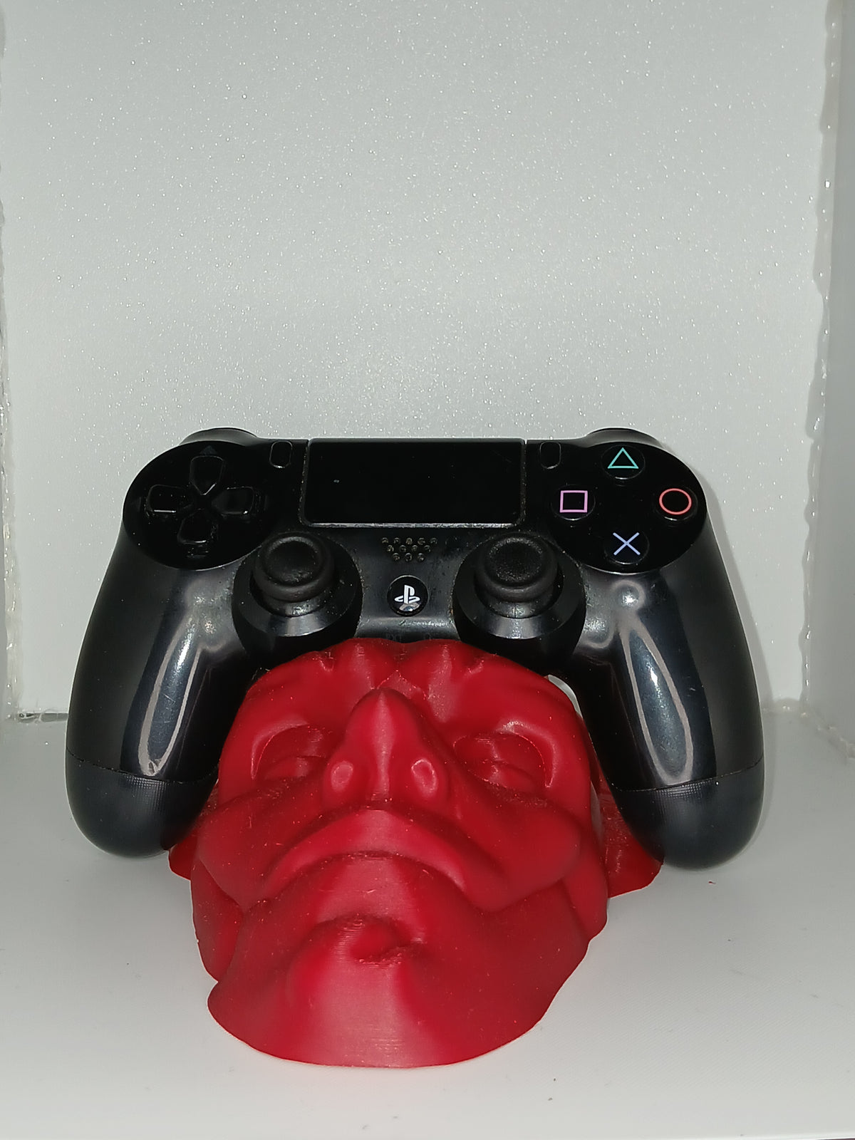 Joker style universal controller stand