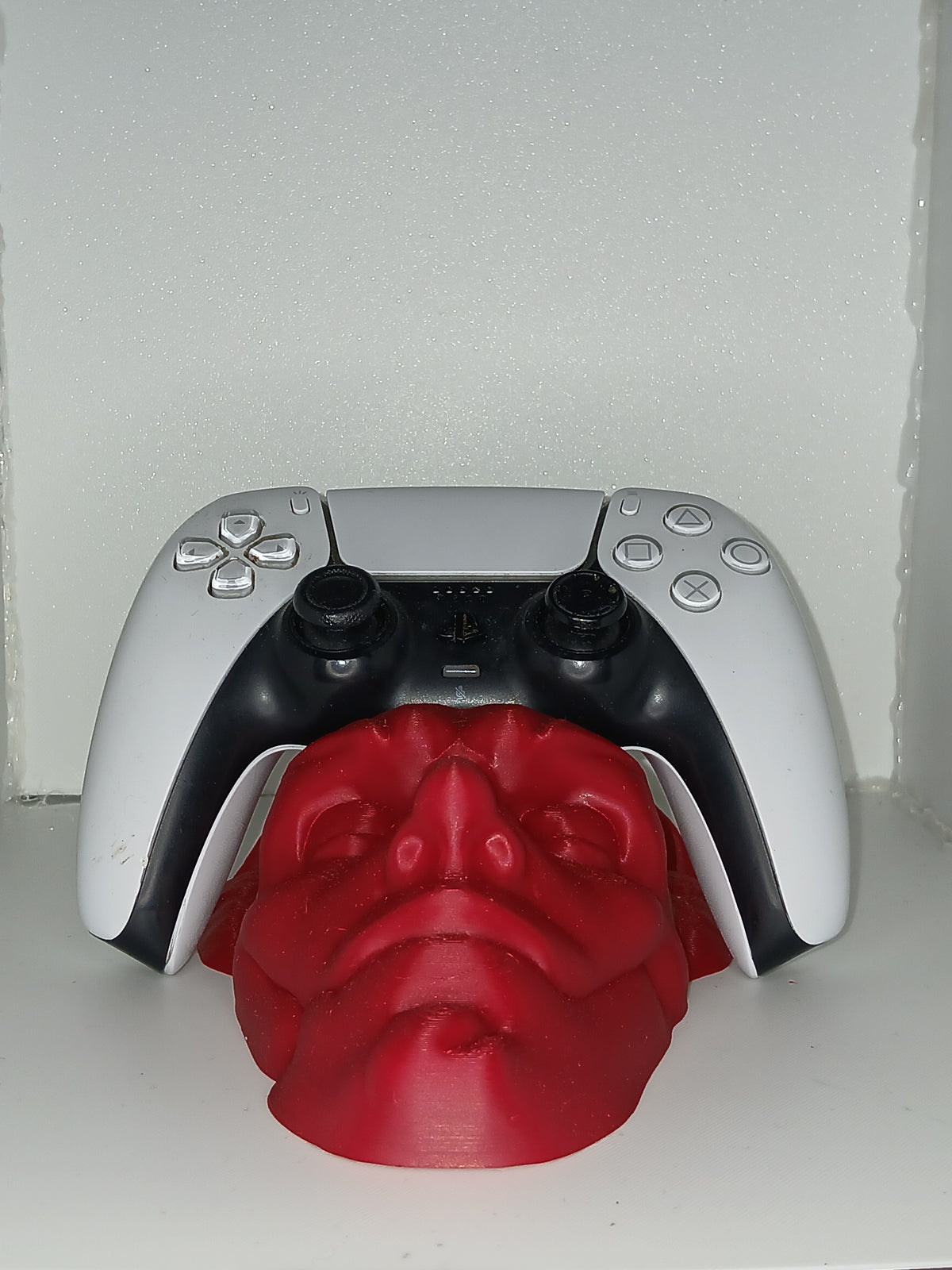 Joker style universal controller stand