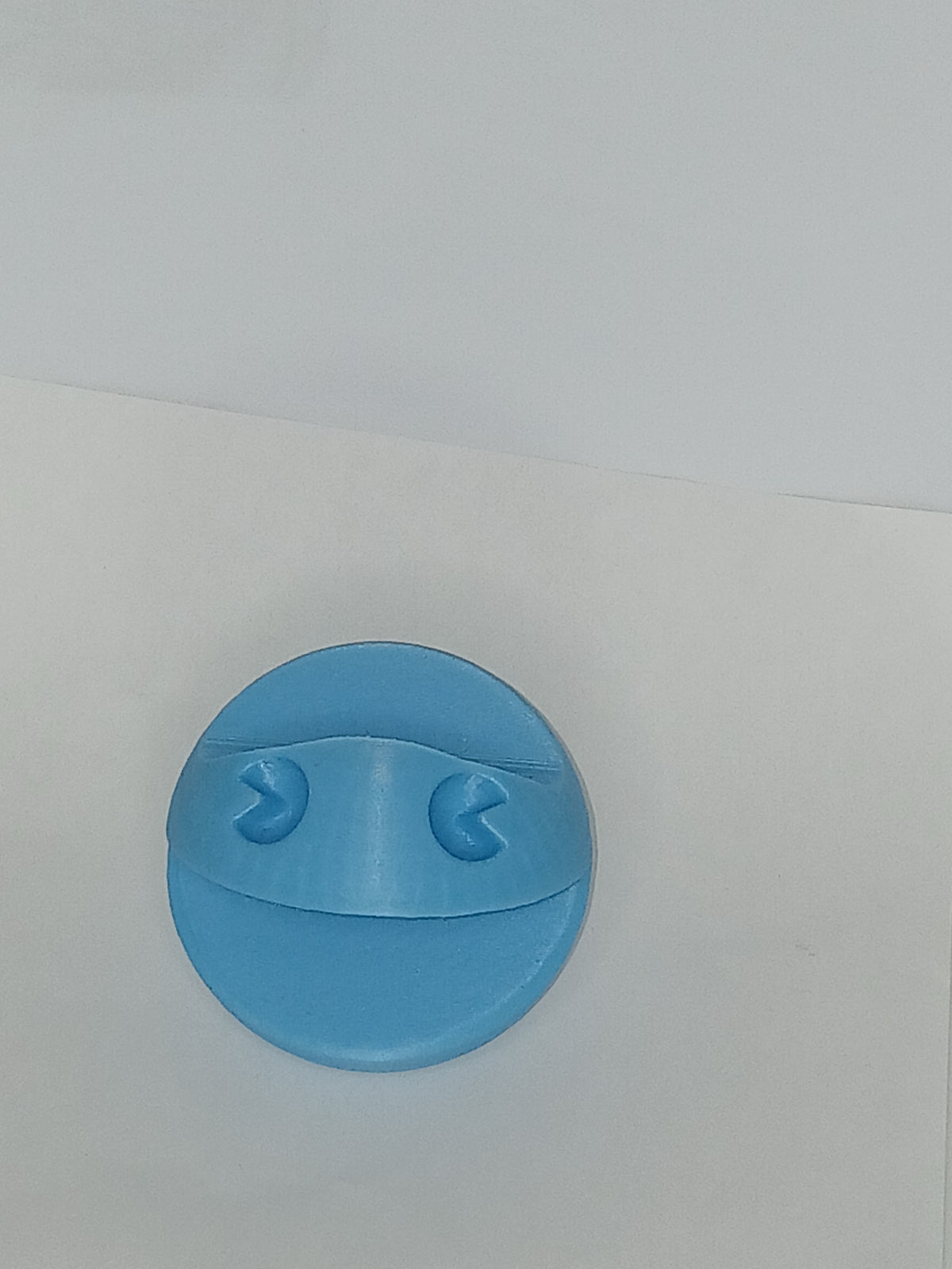 Pacman style controller stand
