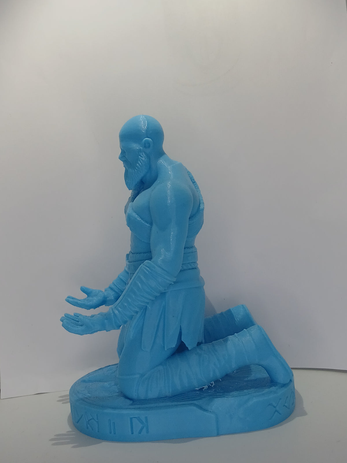 GOD Of WAR Kneeling Universal Controller Stand