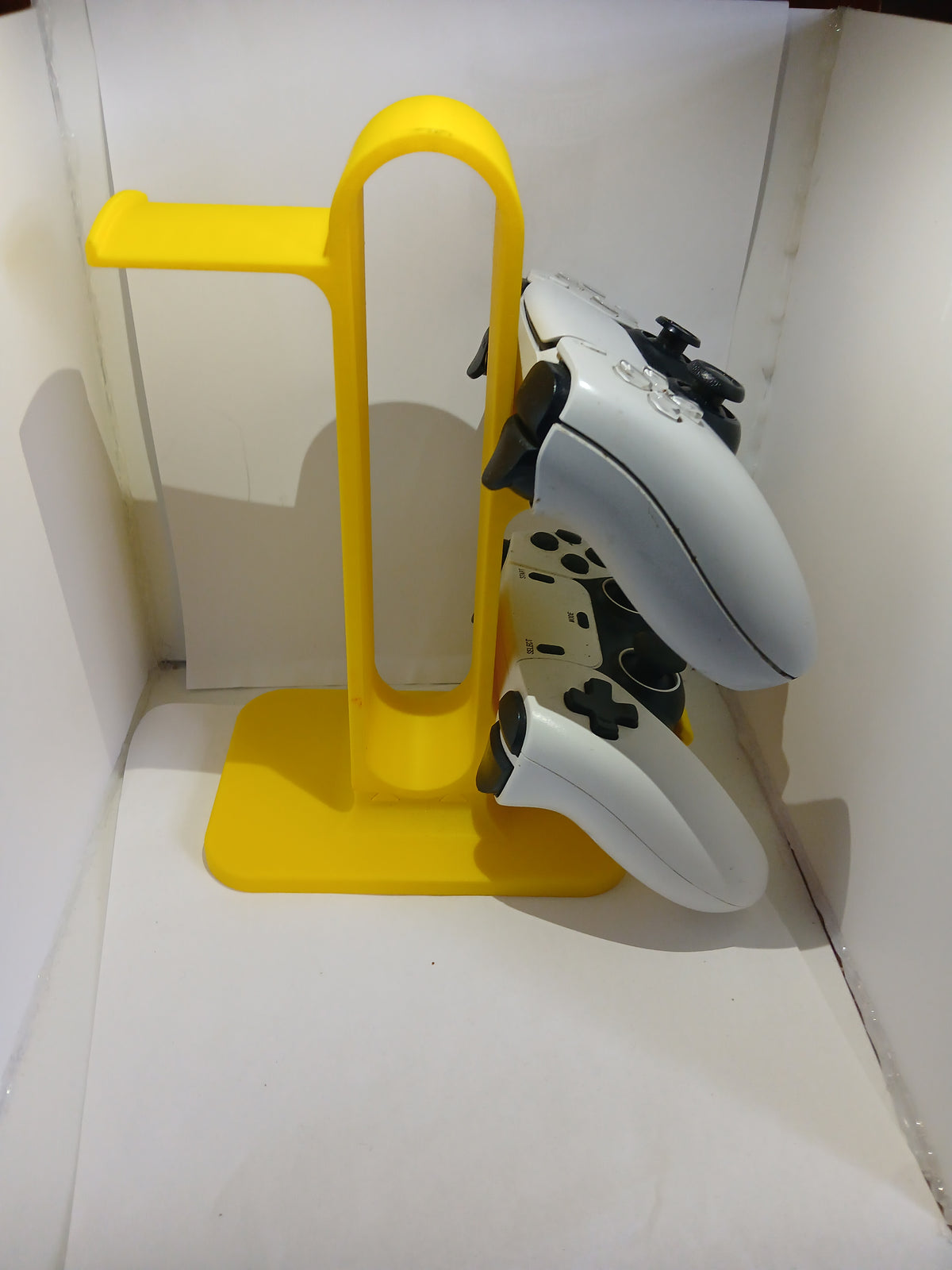 Universal Game Controller & Headphone Stand - Dual Gaming Desk Organizer