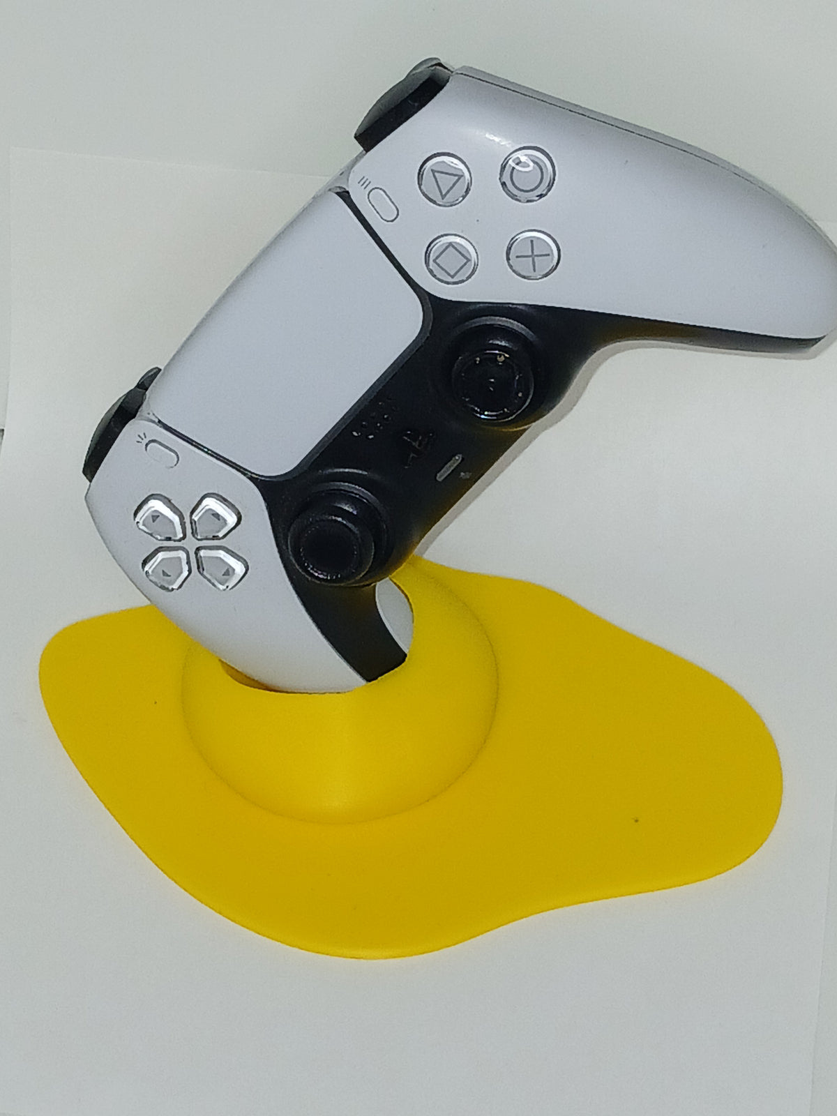 Breakfast Egg Controller Stand For Playstation 5